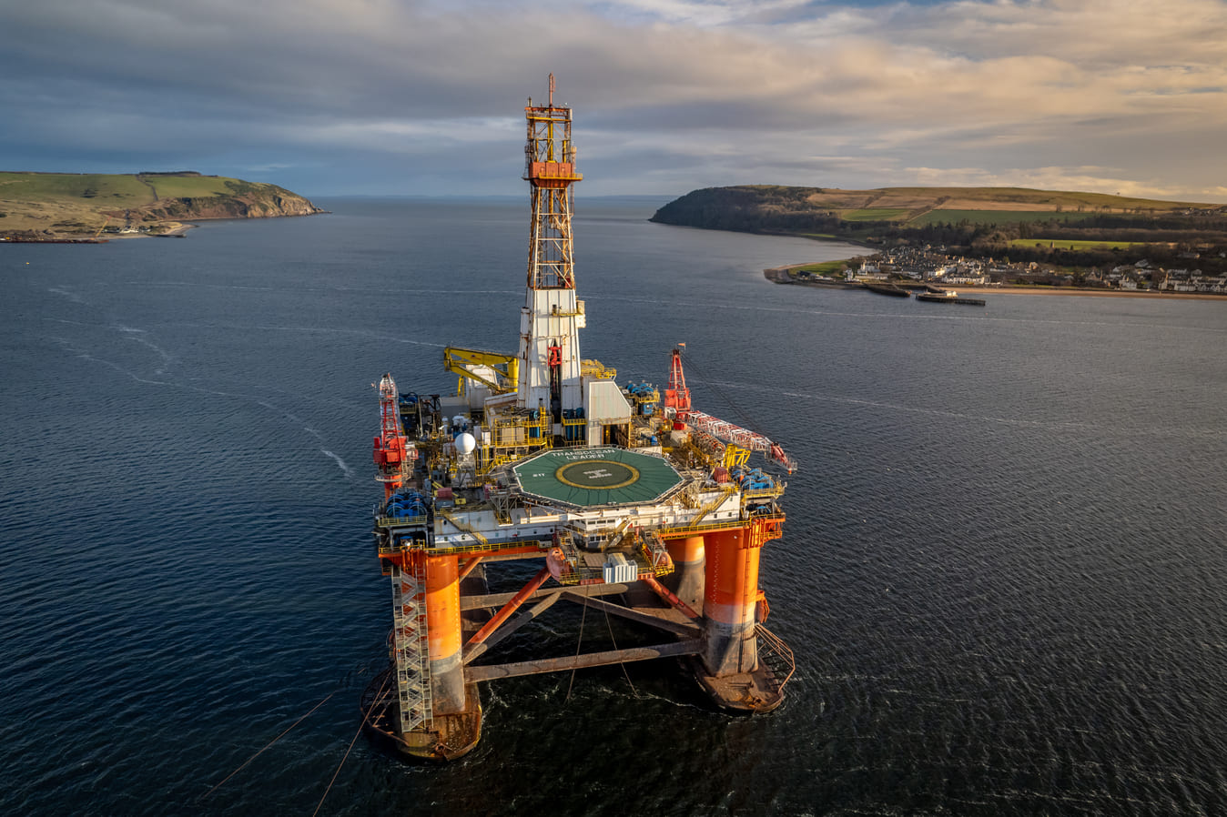 oil-and-gas-drilling-platform-offshore-2022-09-24-02-29-57-utc